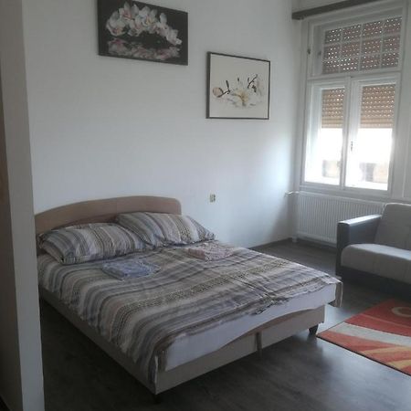 Next Door Apartment Budapest Extérieur photo